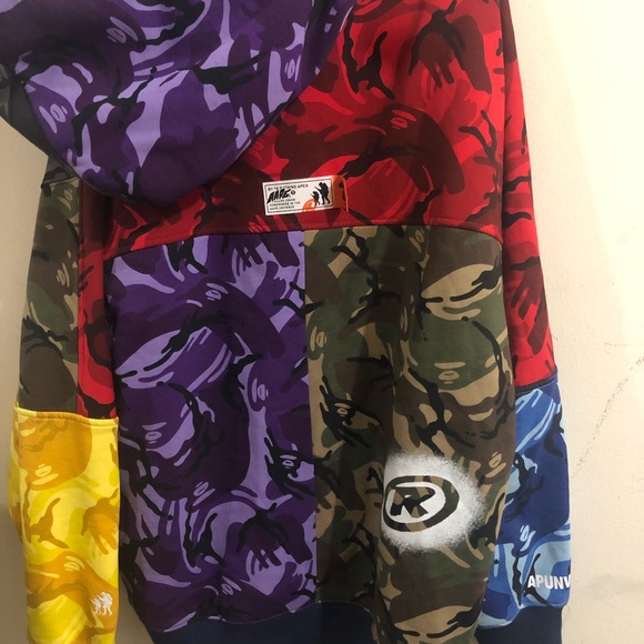 AApe by A Bathing Ae colour-block camouflage print hoodie. - Picture 2 of 5